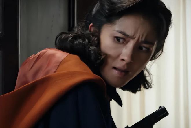 演特务的女演员，时代的隐秘使者角色揭秘